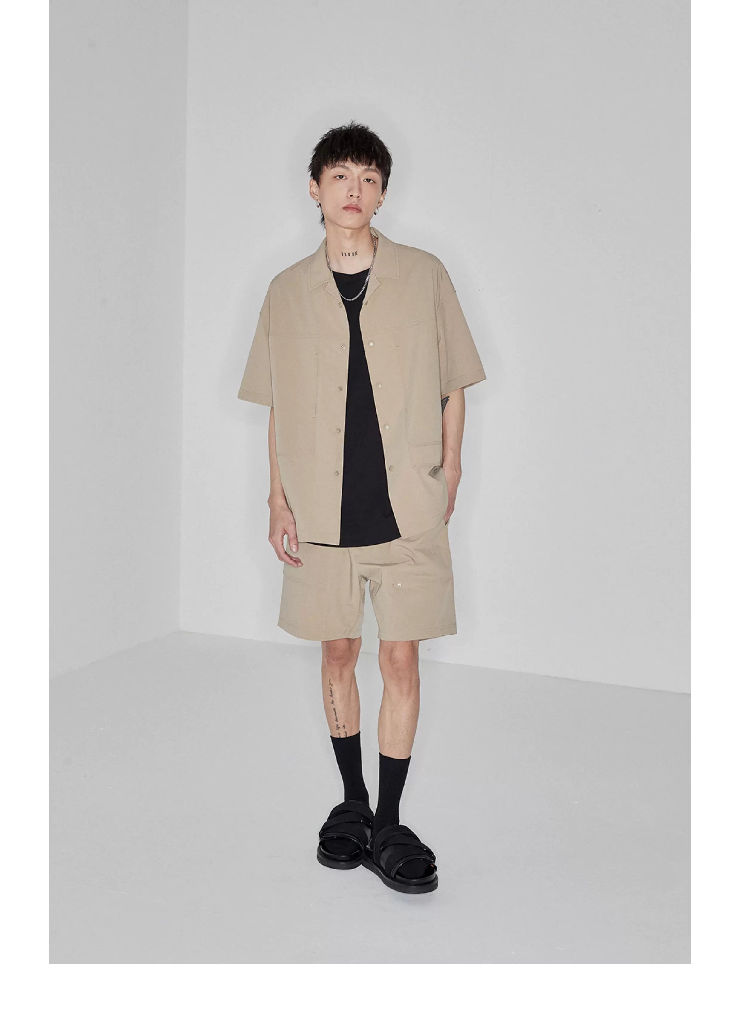 Plaid Multi-Pocket Elastic Waist Shorts