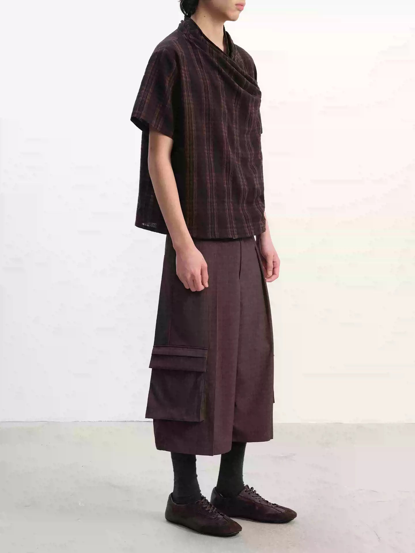 Pleated Cross Collar Plaid Tee