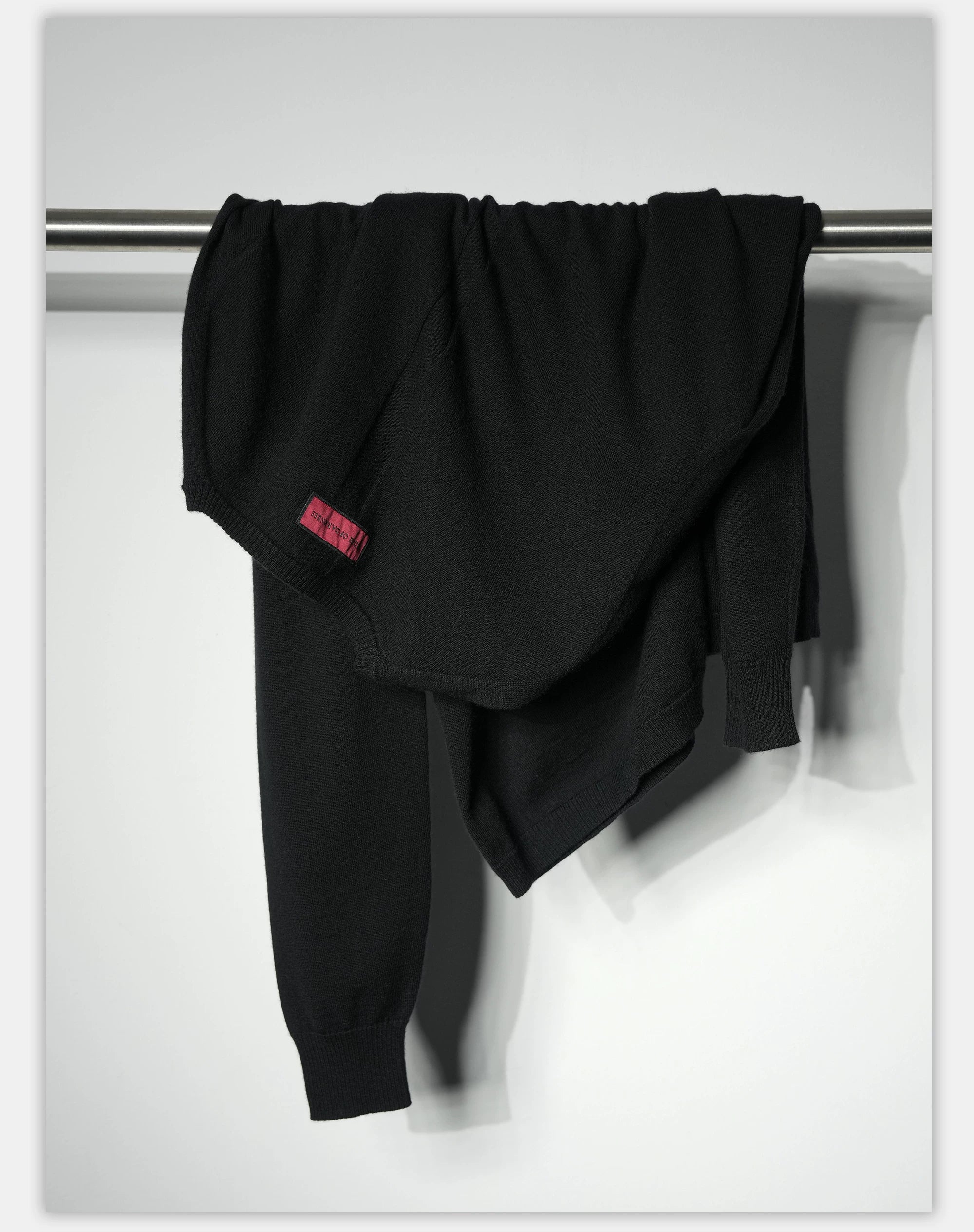 Fitted Dark Tailored Merino Cashmere Sweater