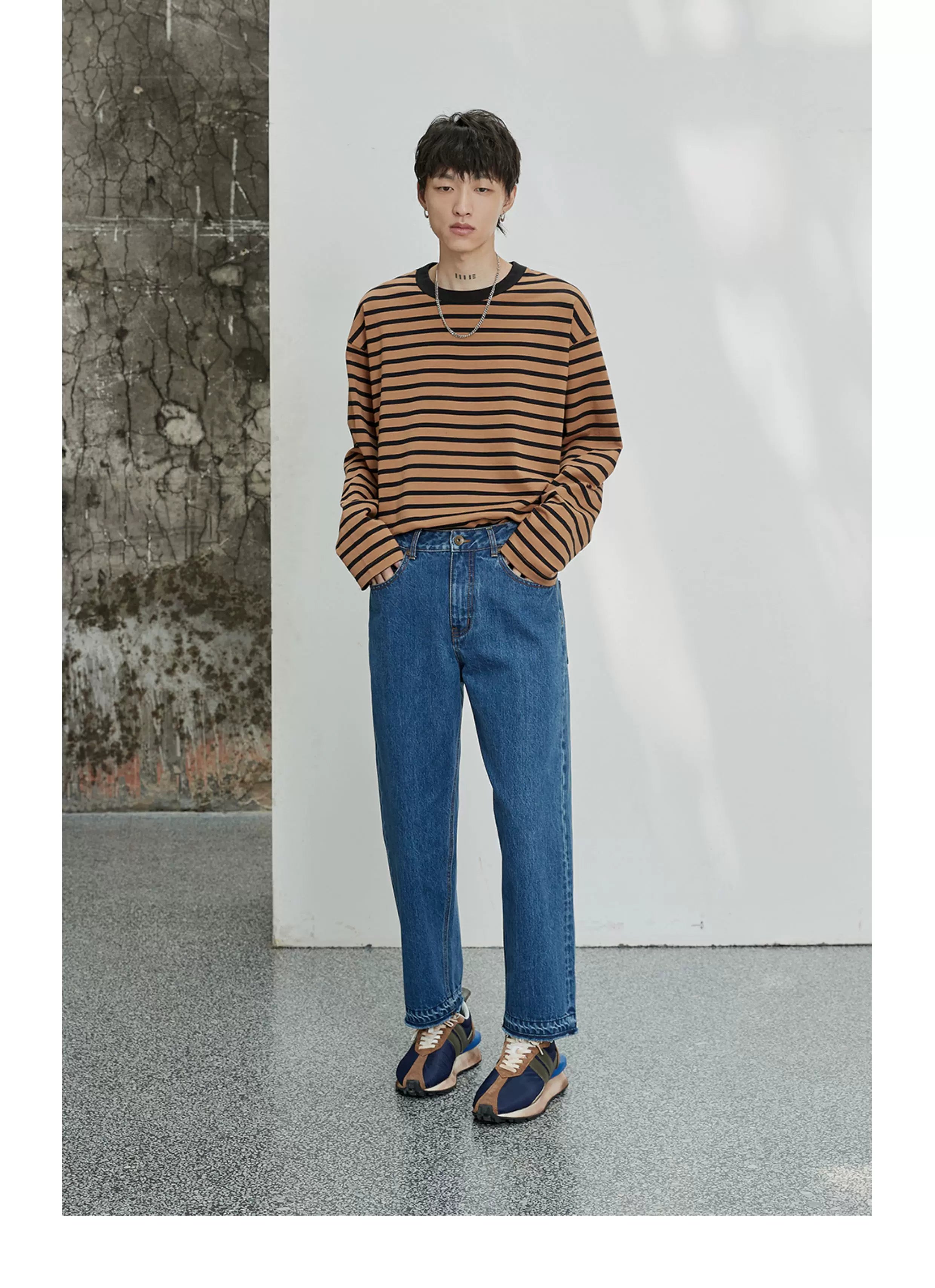 Vintage Washed Distressed Straight Cropped Jeans