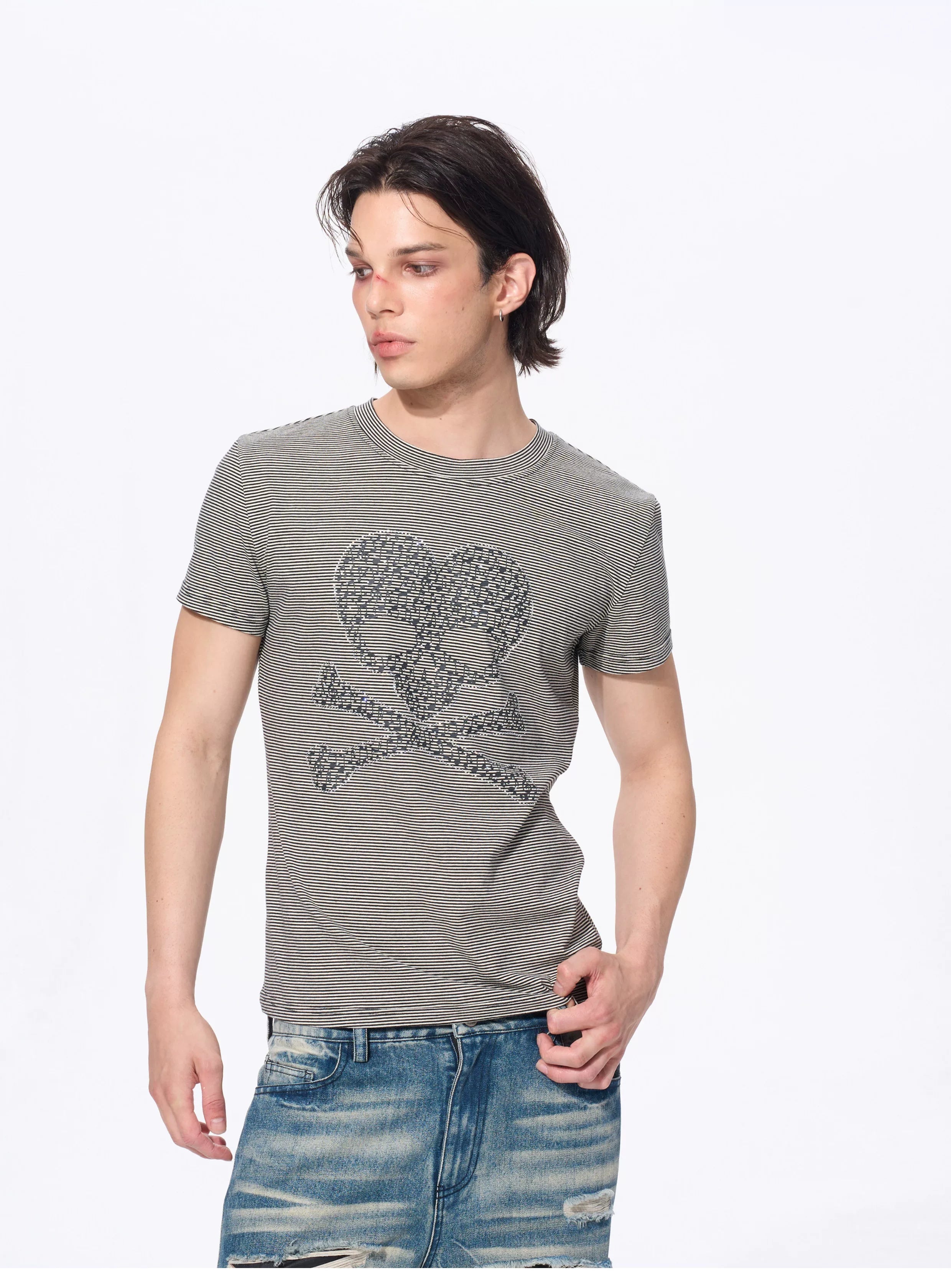 Men’s Striped Skull Print T-Shirt