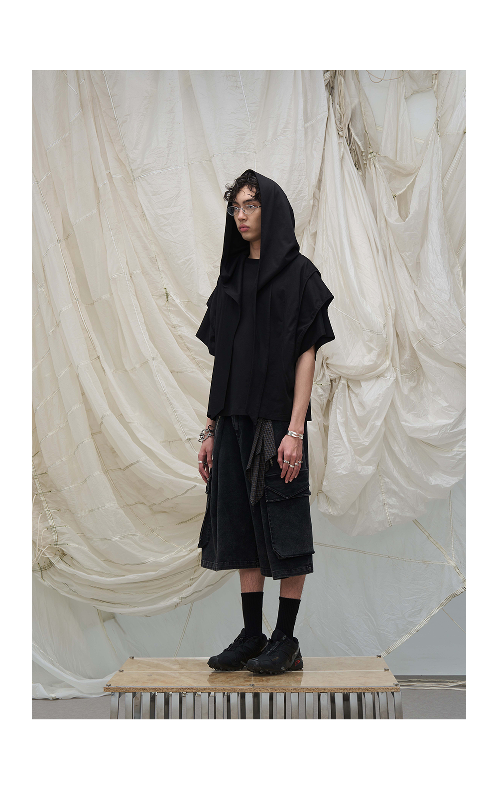 Detachable Hood Short-Sleeve Ring Cut Tees