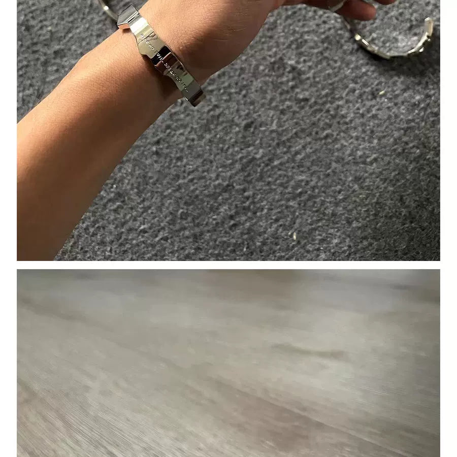 Adjustable Irregular Debossed Mirror Bracelet