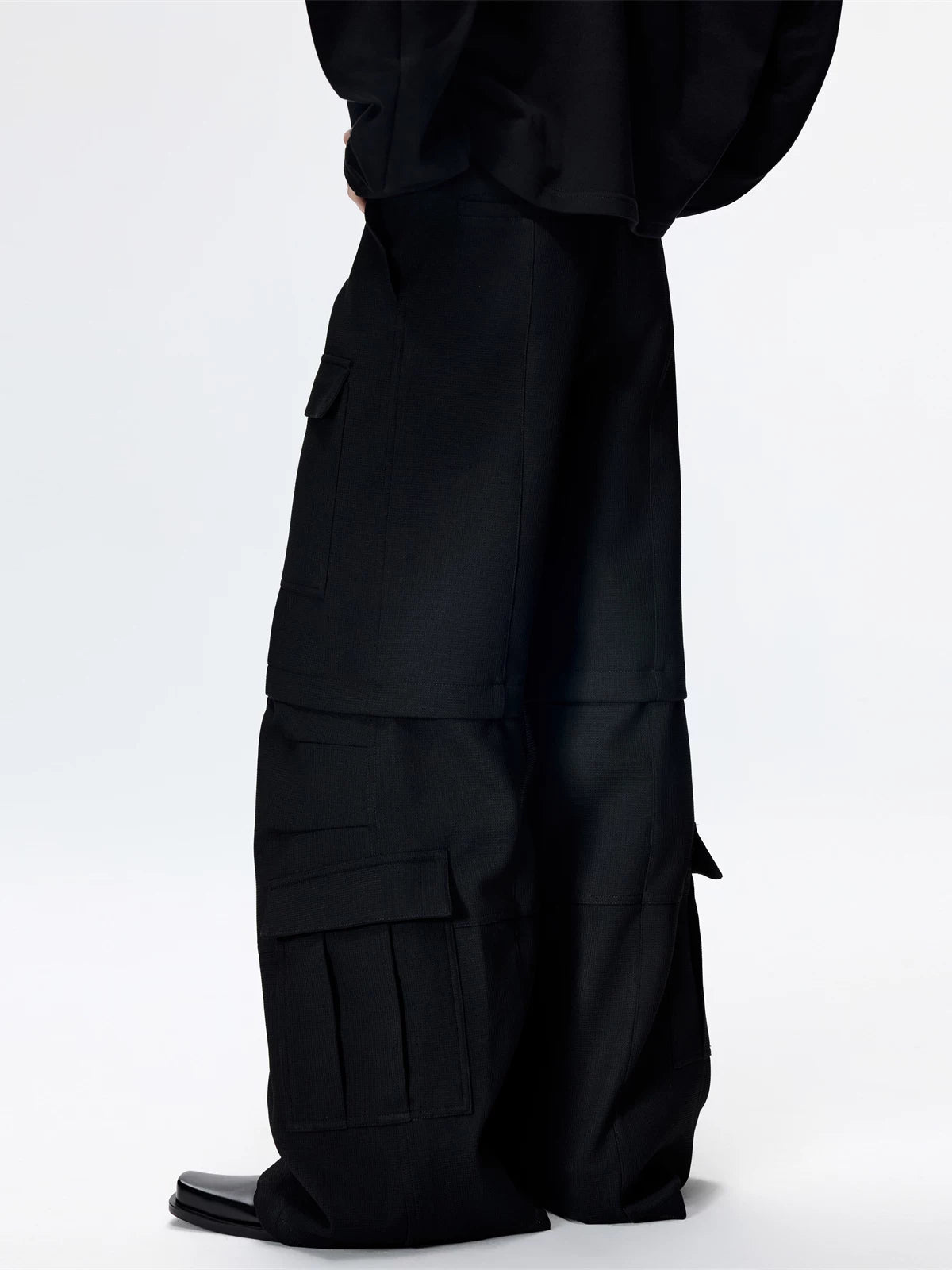Wide-Leg Multi-Pocket Cargo Pants