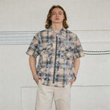 Men's Frayed Plaid Zip Short-sleeved Shirt