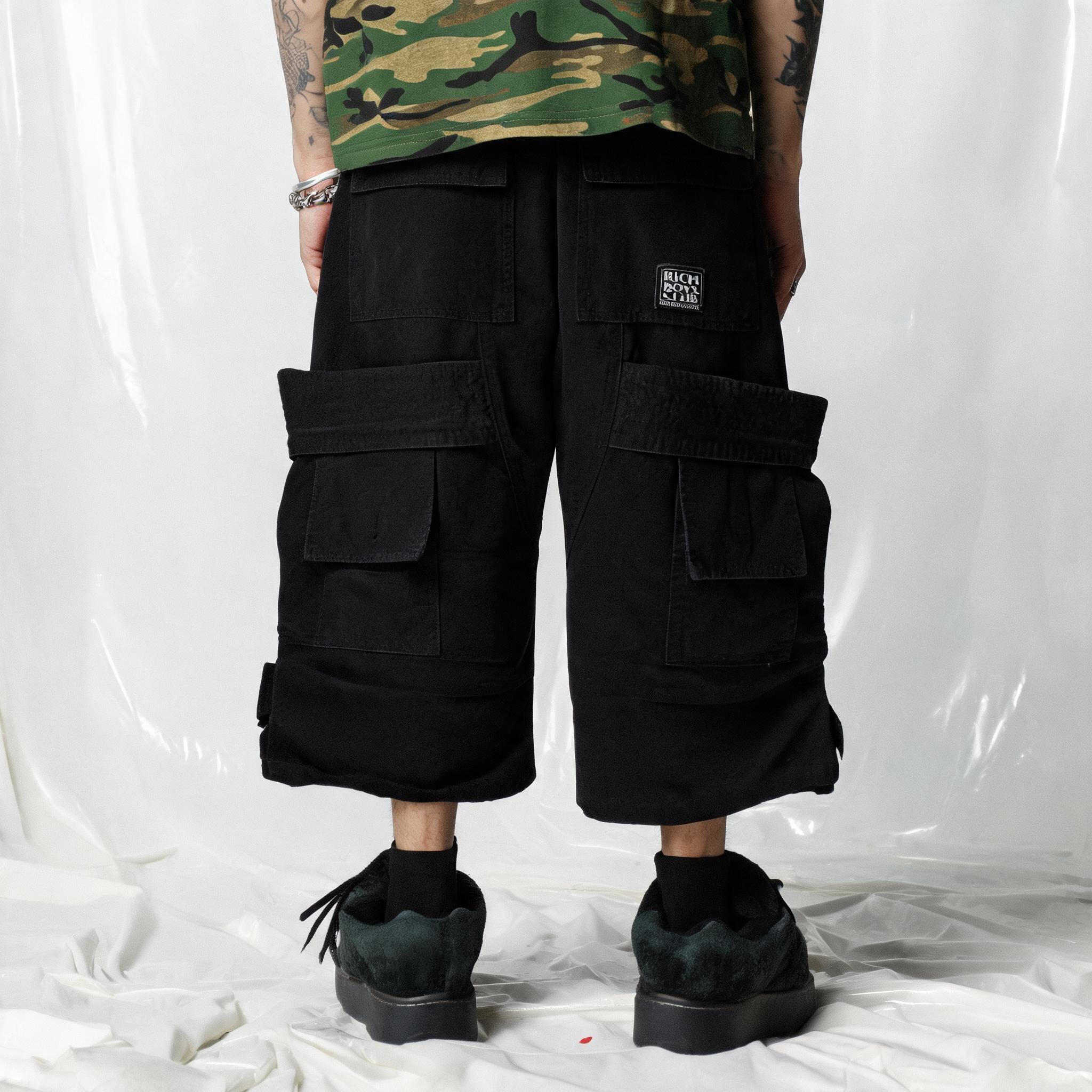 Adjustable Black Plaid Cropped Cargo Shorts