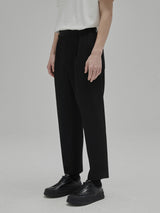 Stretchy Pleated Tapered Crop Pants