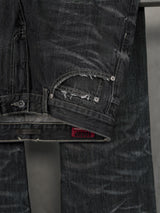 Distressed Straight Cut Jeans