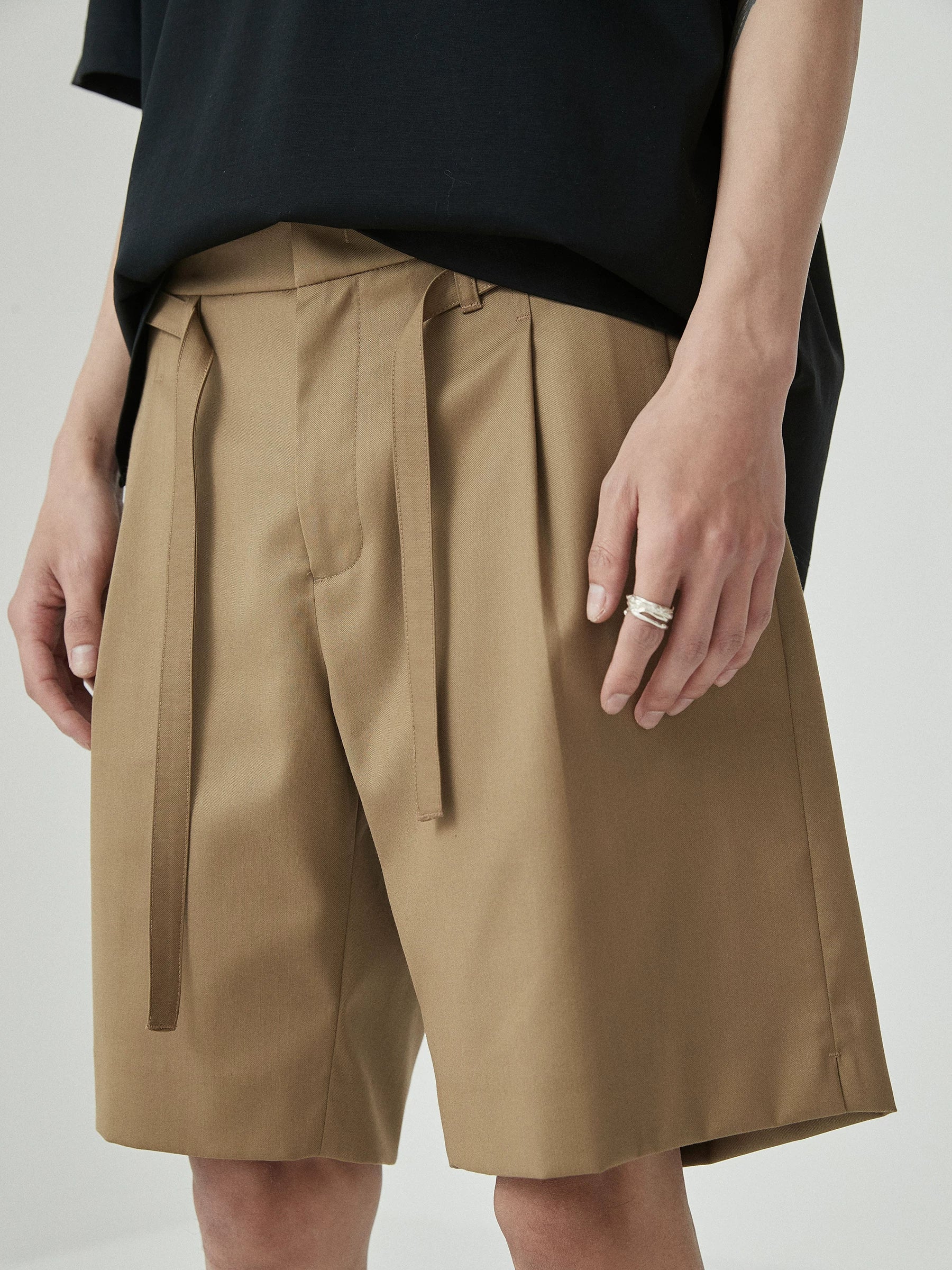 Draped Drawstring Elastic Waist Pleated Shorts