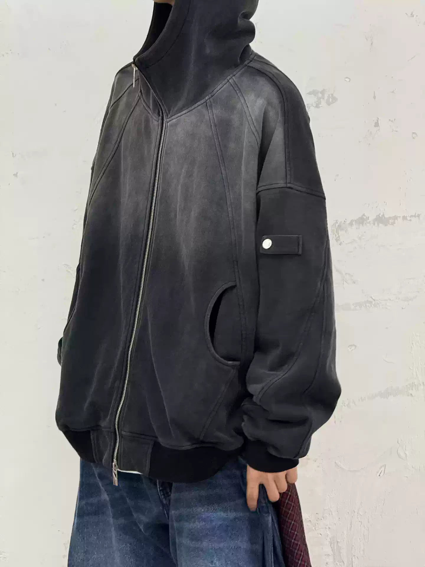 Gradient Washed Turtleneck Zip Pocket Sweatshirt