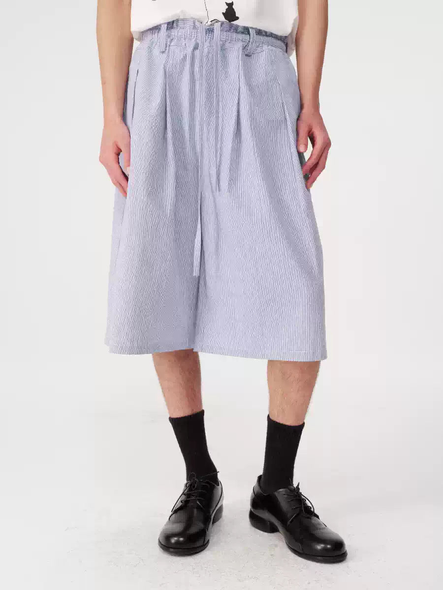 Pleated Plaid Capri Pants