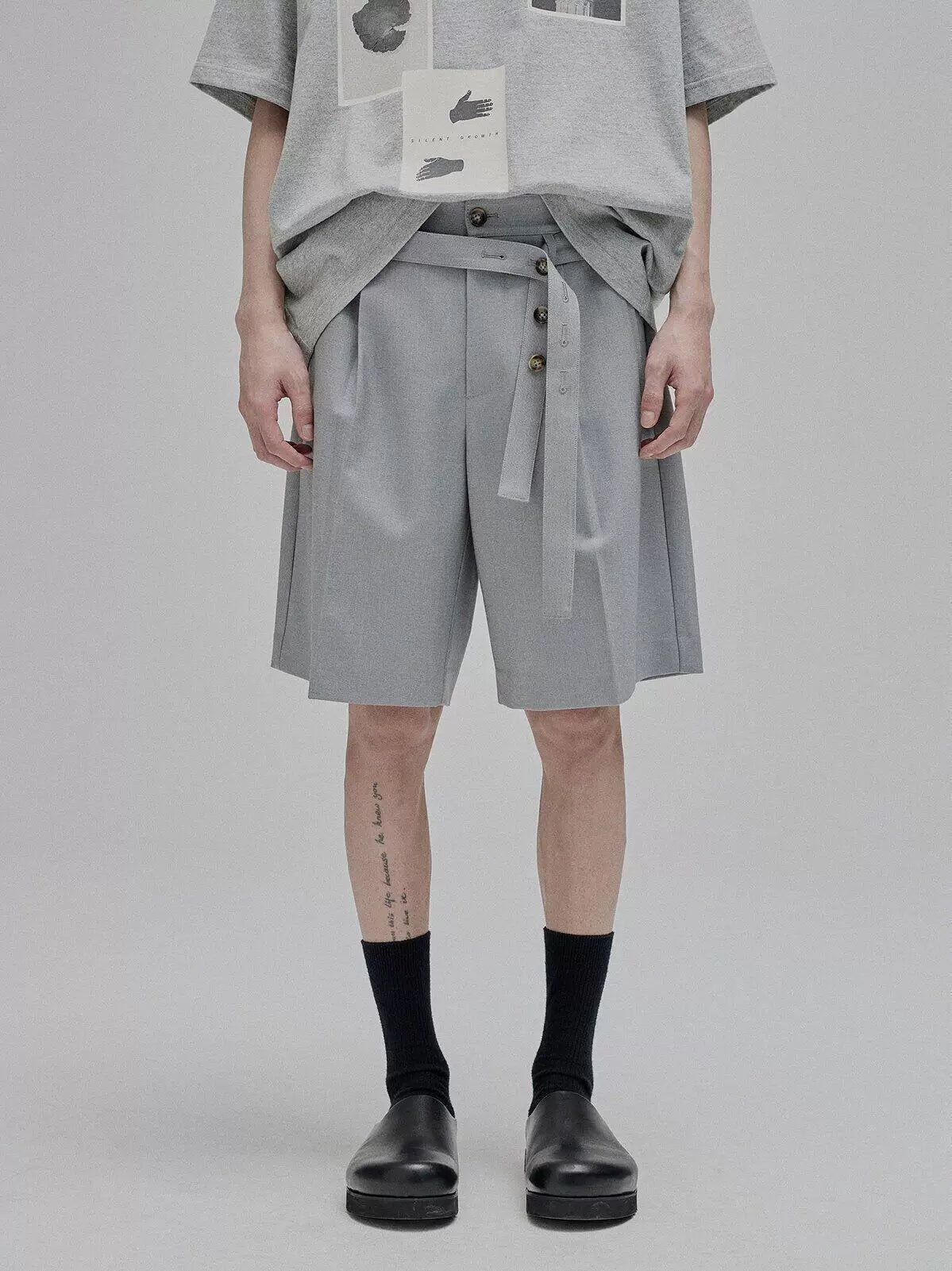 Draped Drawstring Wide Shorts