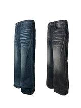 Wave Whisker Loose Flared Jeans