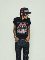 Black Cropped Lip Print Tee