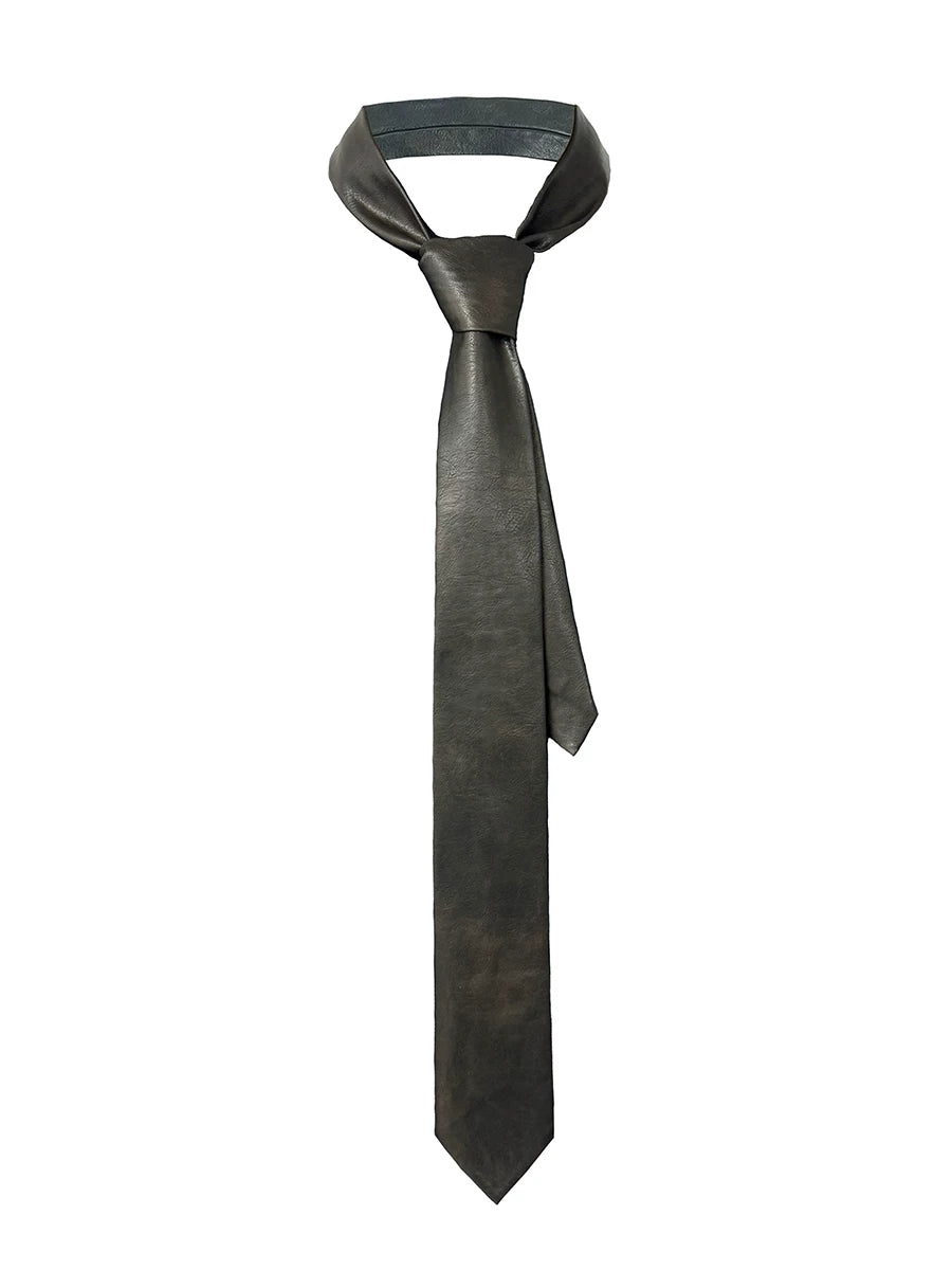 Black Vintage Arrow Leather Tie